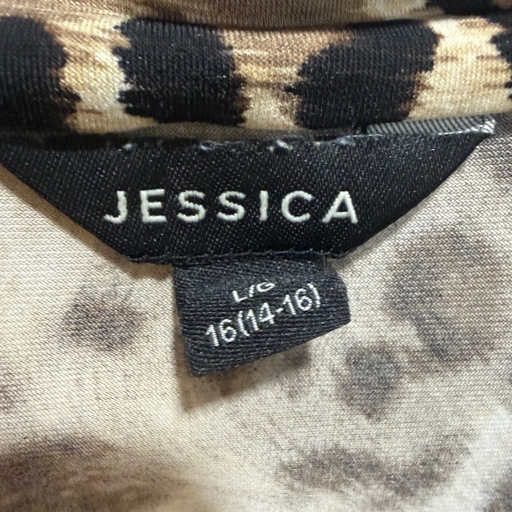 Jessica Leopard Print Faux Wrap Top | Size L (14–16) - Picture 2 of 5
